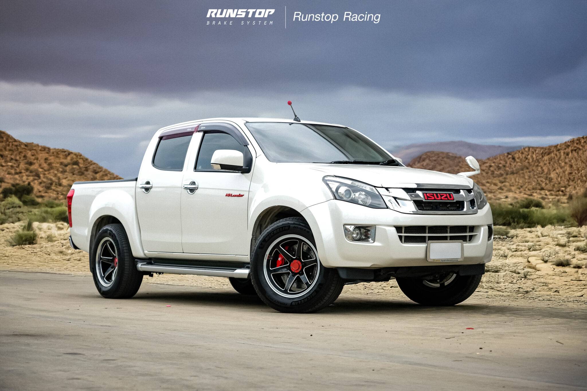 thumbnail image 2 of Front Brake Caliper Rebuild Kit For ISUZU D-MAX 2012–2020 – Includes 4x Pistons & Seals 2 of 5