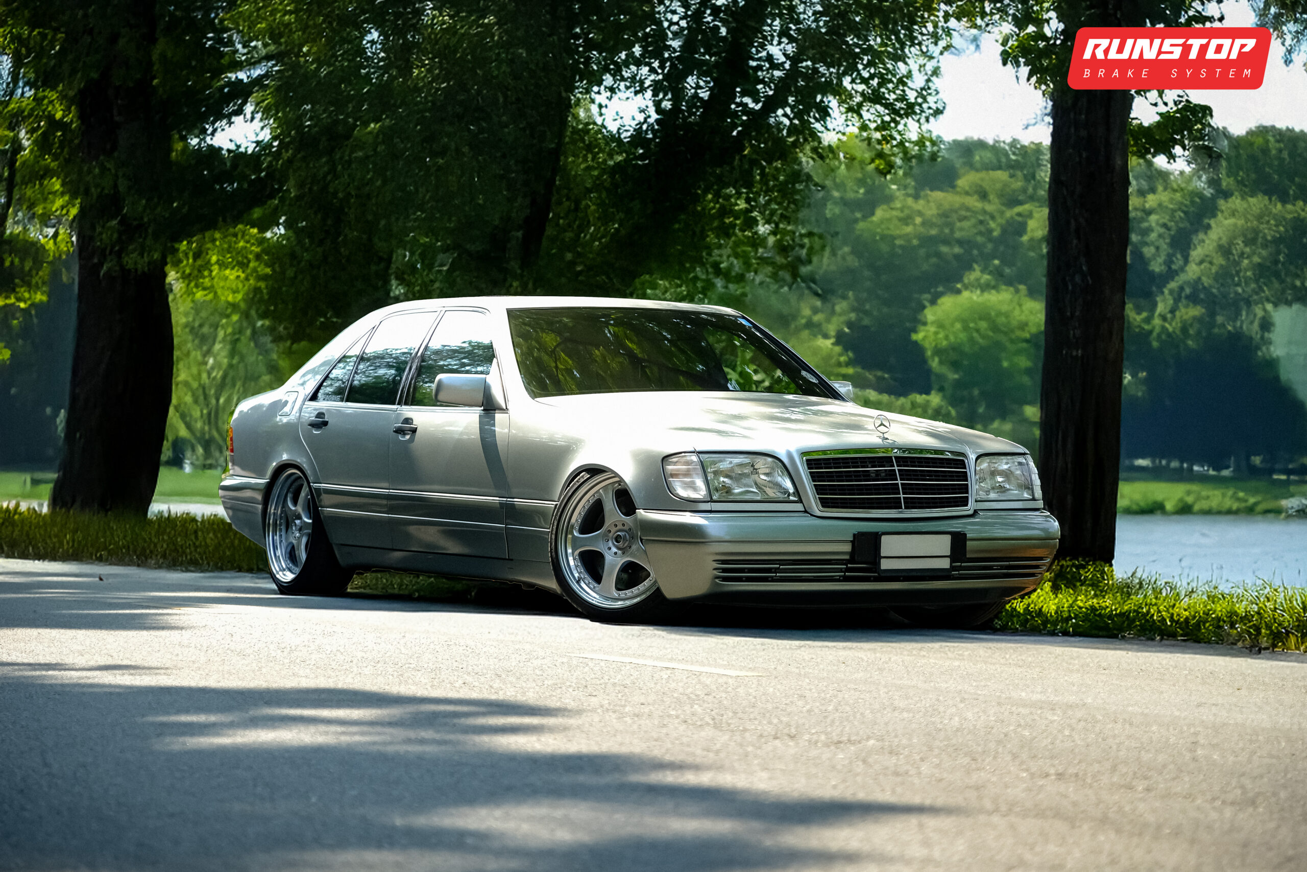 W140 Rear Mercedes-Benz W140 x Heng's Garage - Runstop