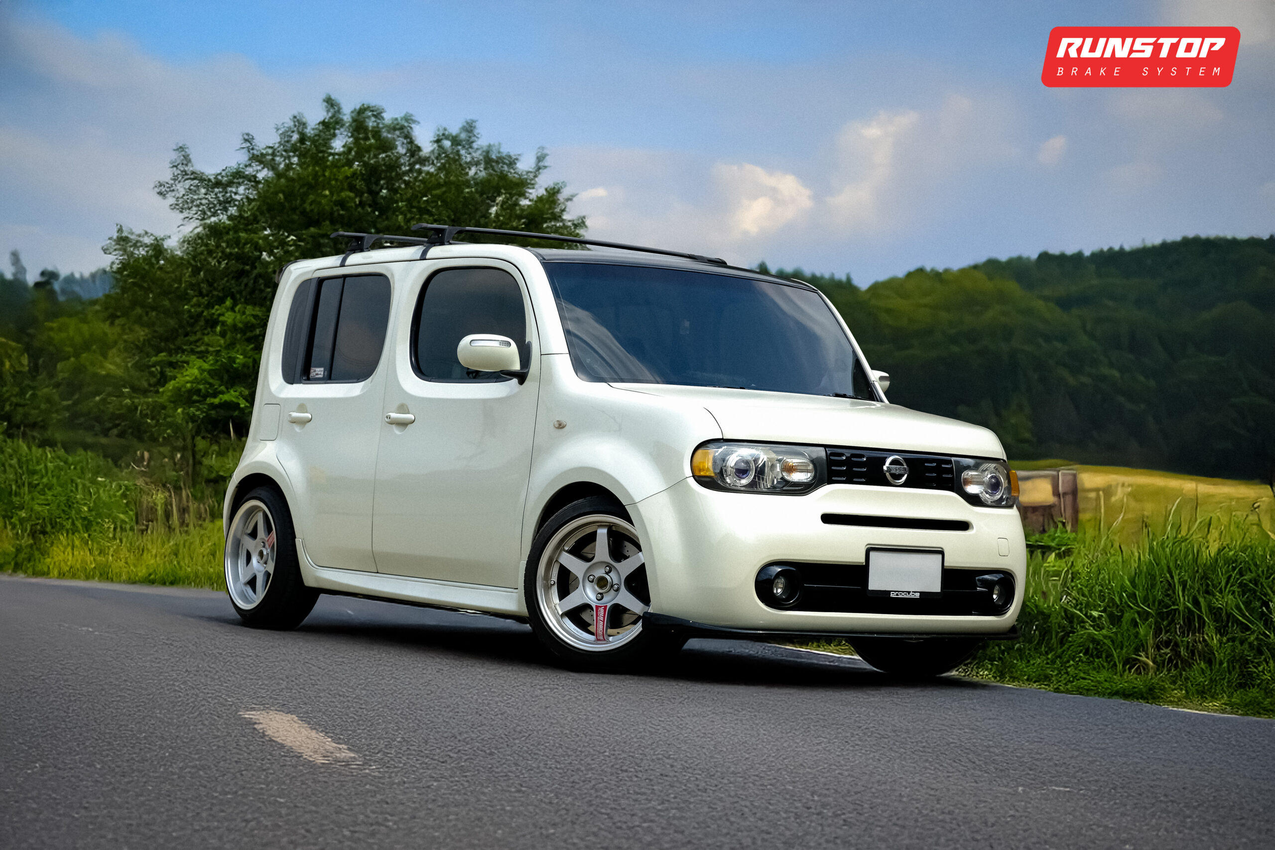 Nissan Cube Z12 x OS Rotor - Runstop